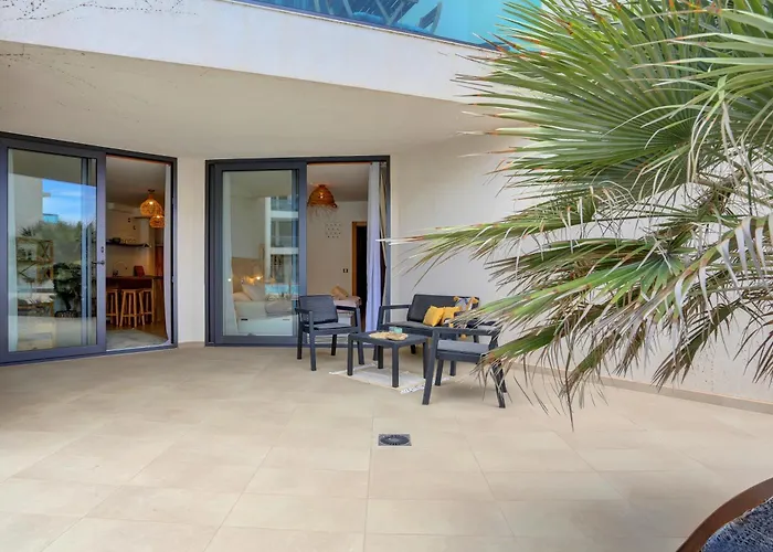 Casa Del Mar Beachfront With Pool & Ocean Views