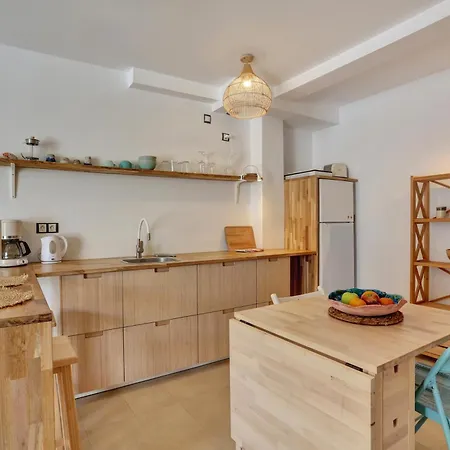 Casa Del Mar Beachfront With Pool & Ocean Views דירה